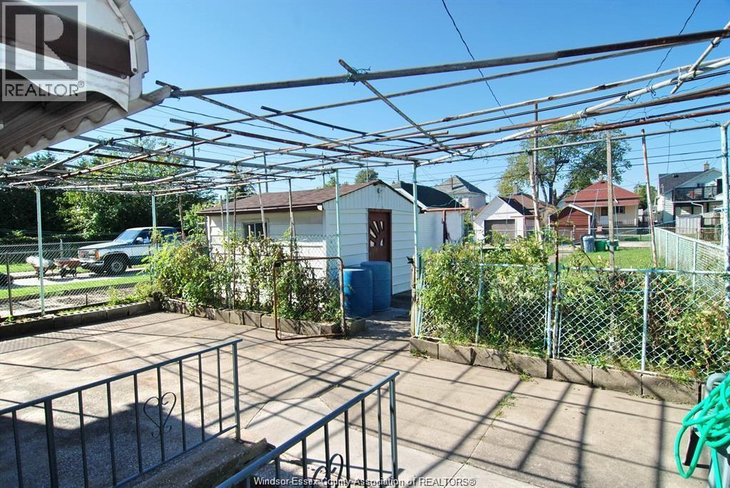 875 Parent Parent Unit# Main Level, Windsor, Ontario  N9A 2C9 - Photo 2 - 26010249