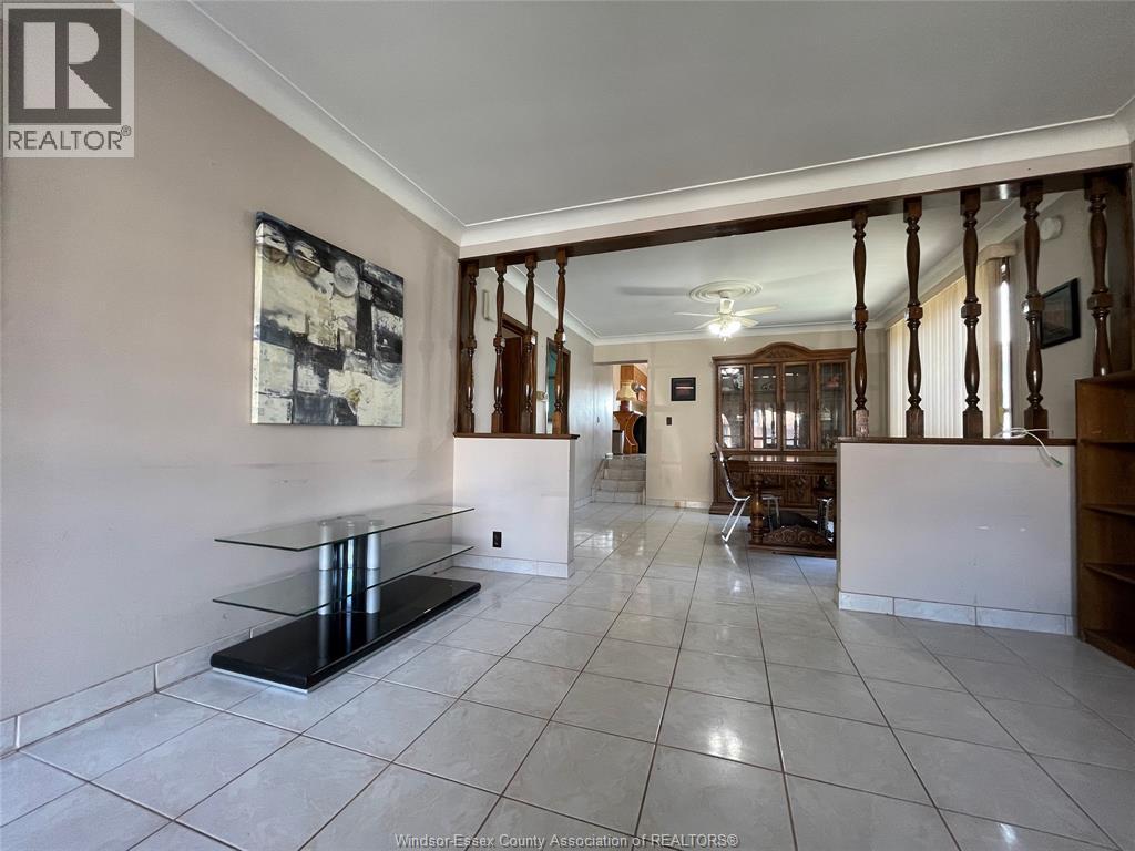 875 Parent Parent Unit# Main Level, Windsor, Ontario  N9A 2C9 - Photo 9 - 26010249