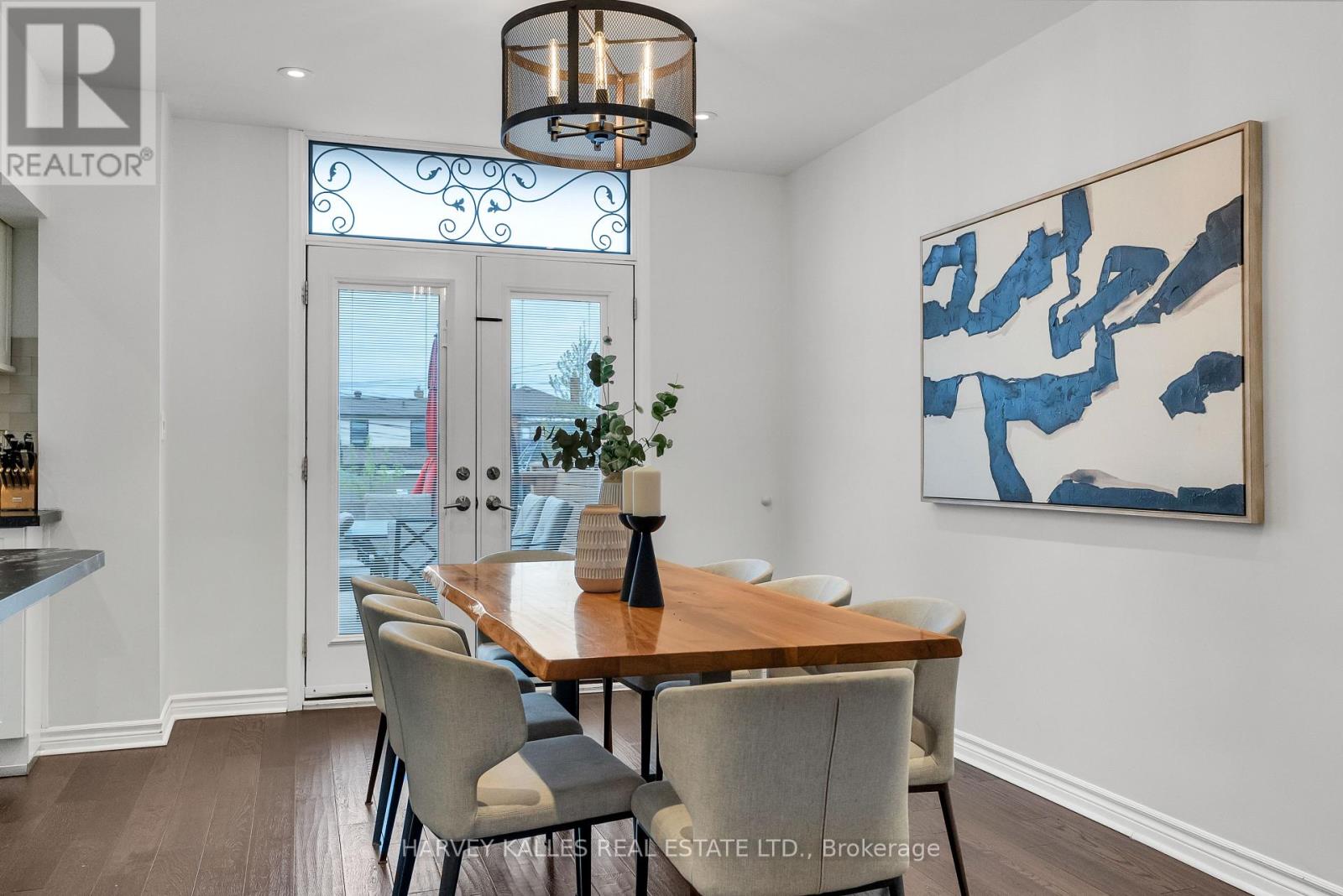 326 Glenholme Avenue, Toronto, Ontario  M6R 3E3 - Photo 10 - C13091850