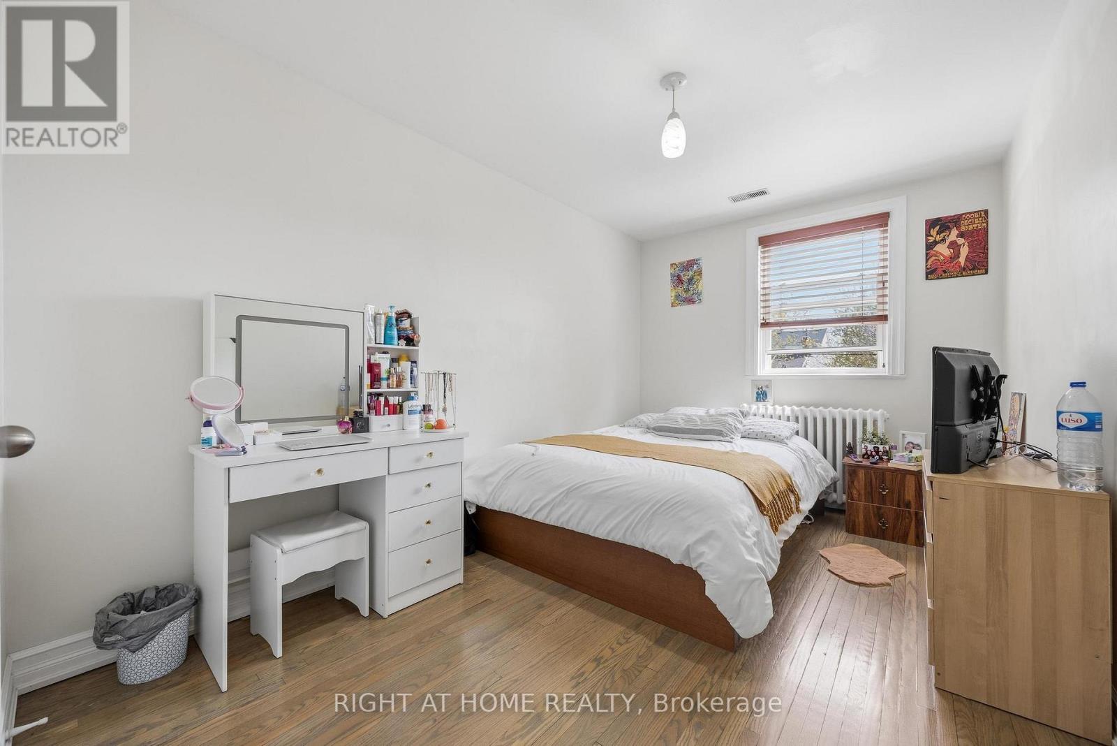 65 Branstone Road, Toronto, Ontario  M6E 4E3 - Photo 10 - W13091802