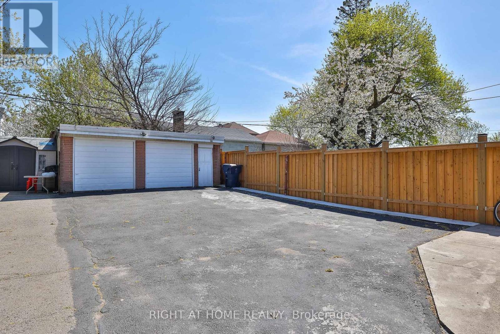 65 Branstone Road, Toronto, Ontario  M6E 4E3 - Photo 36 - W13091802