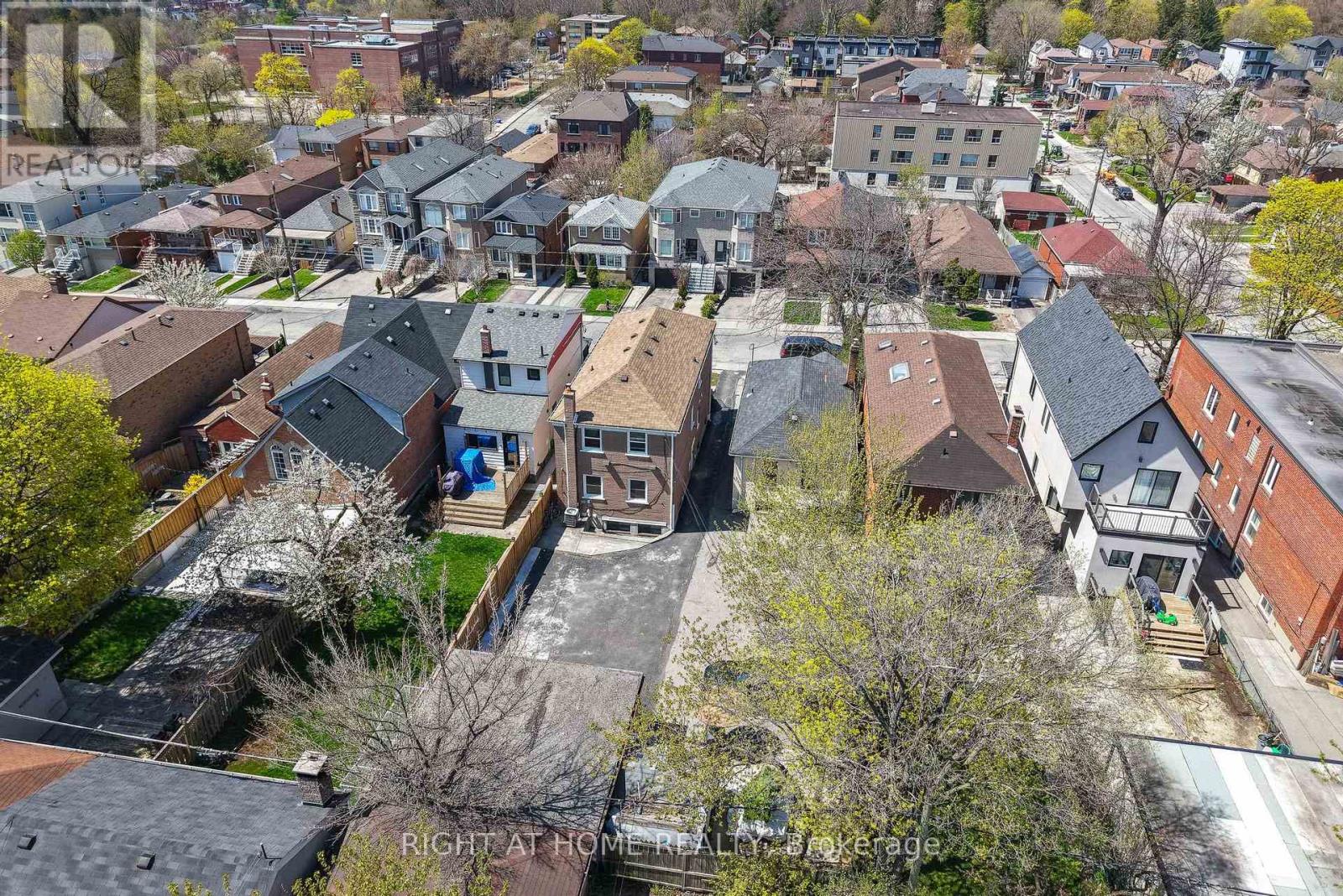 65 Branstone Road, Toronto, Ontario  M6E 4E3 - Photo 40 - W13091802