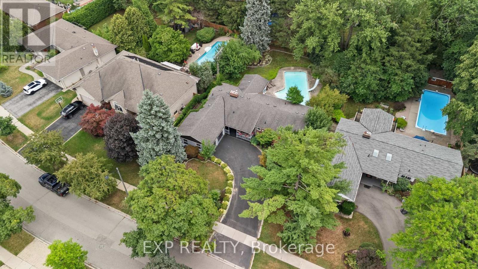 1004 Caldwell Avenue, Mississauga, Ontario  L5H 1Z3 - Photo 3 - W13091842