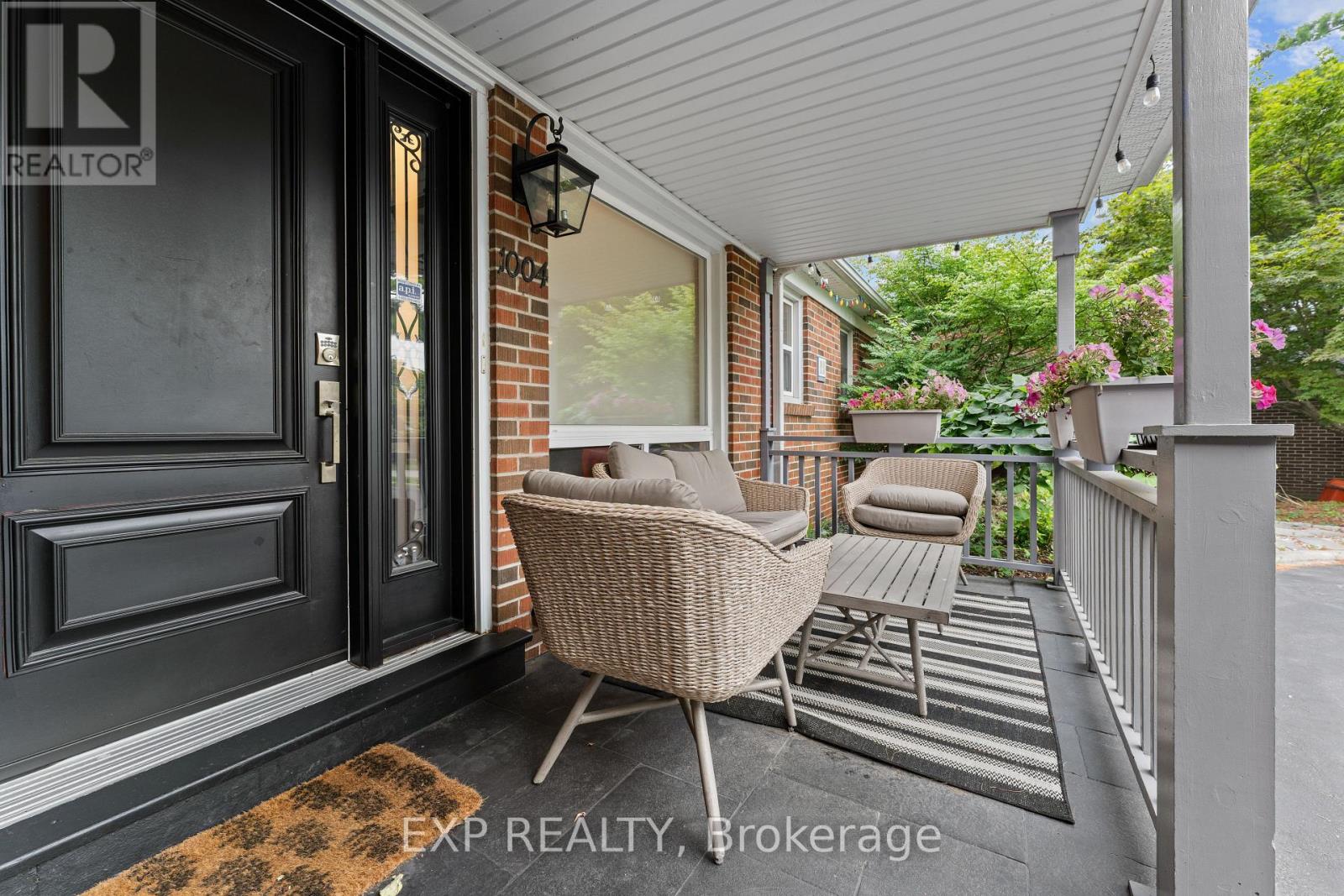 1004 Caldwell Avenue, Mississauga, Ontario  L5H 1Z3 - Photo 6 - W13091842