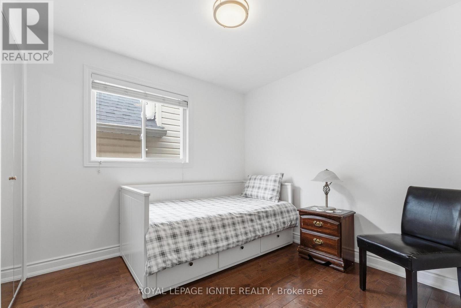 10 Cayuga Avenue, Toronto, Ontario  M6N 2G1 - Photo 18 - W13091848