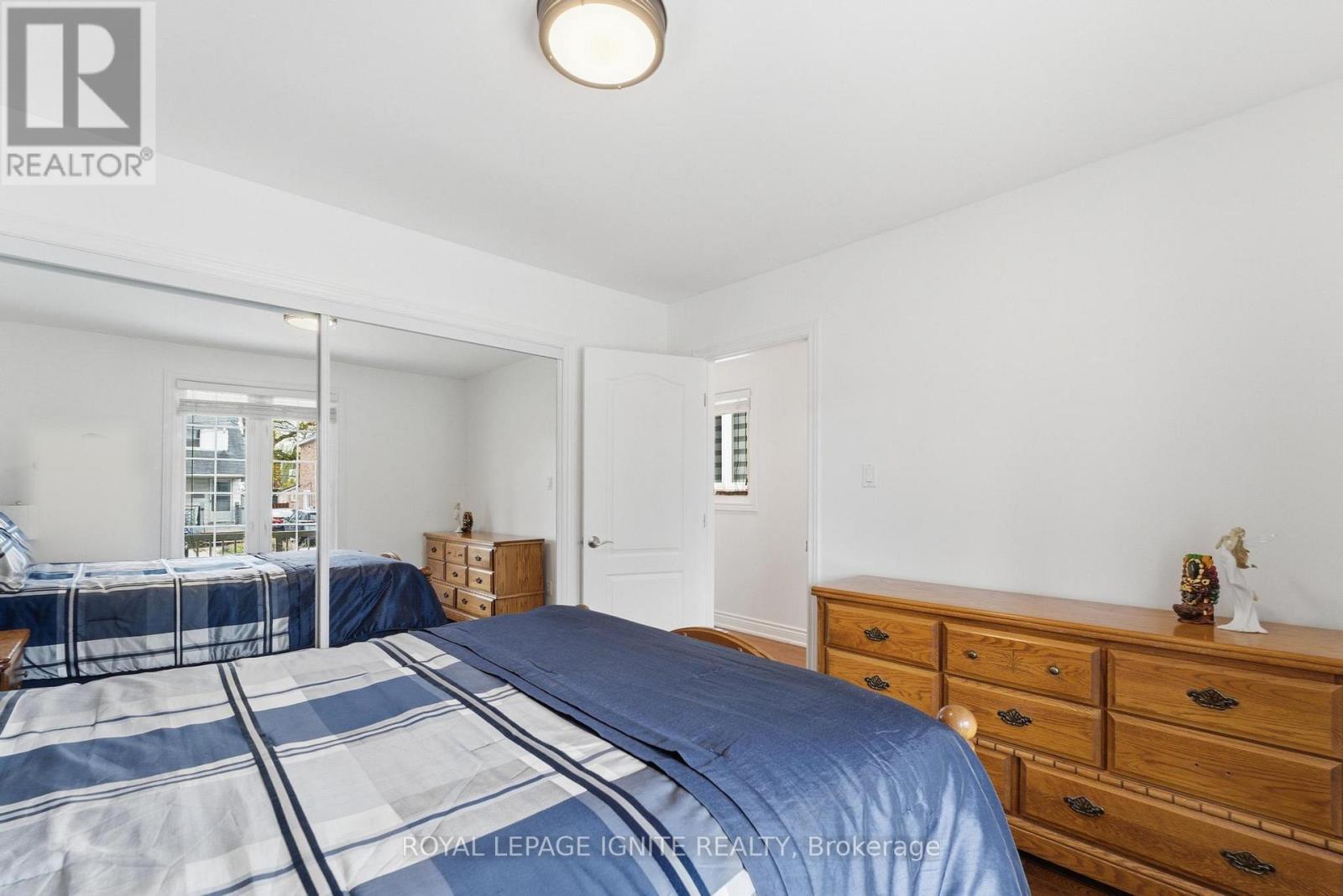 10 Cayuga Avenue, Toronto, Ontario  M6N 2G1 - Photo 27 - W13091848