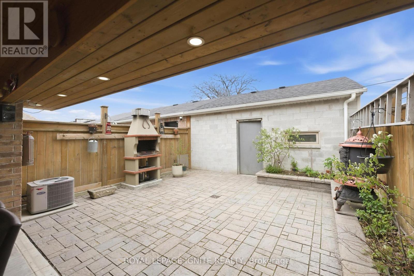 10 Cayuga Avenue, Toronto, Ontario  M6N 2G1 - Photo 29 - W13091848