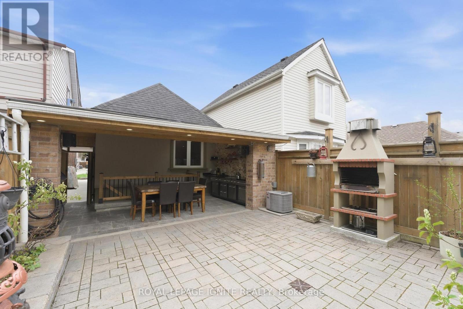 10 Cayuga Avenue, Toronto, Ontario  M6N 2G1 - Photo 31 - W13091848