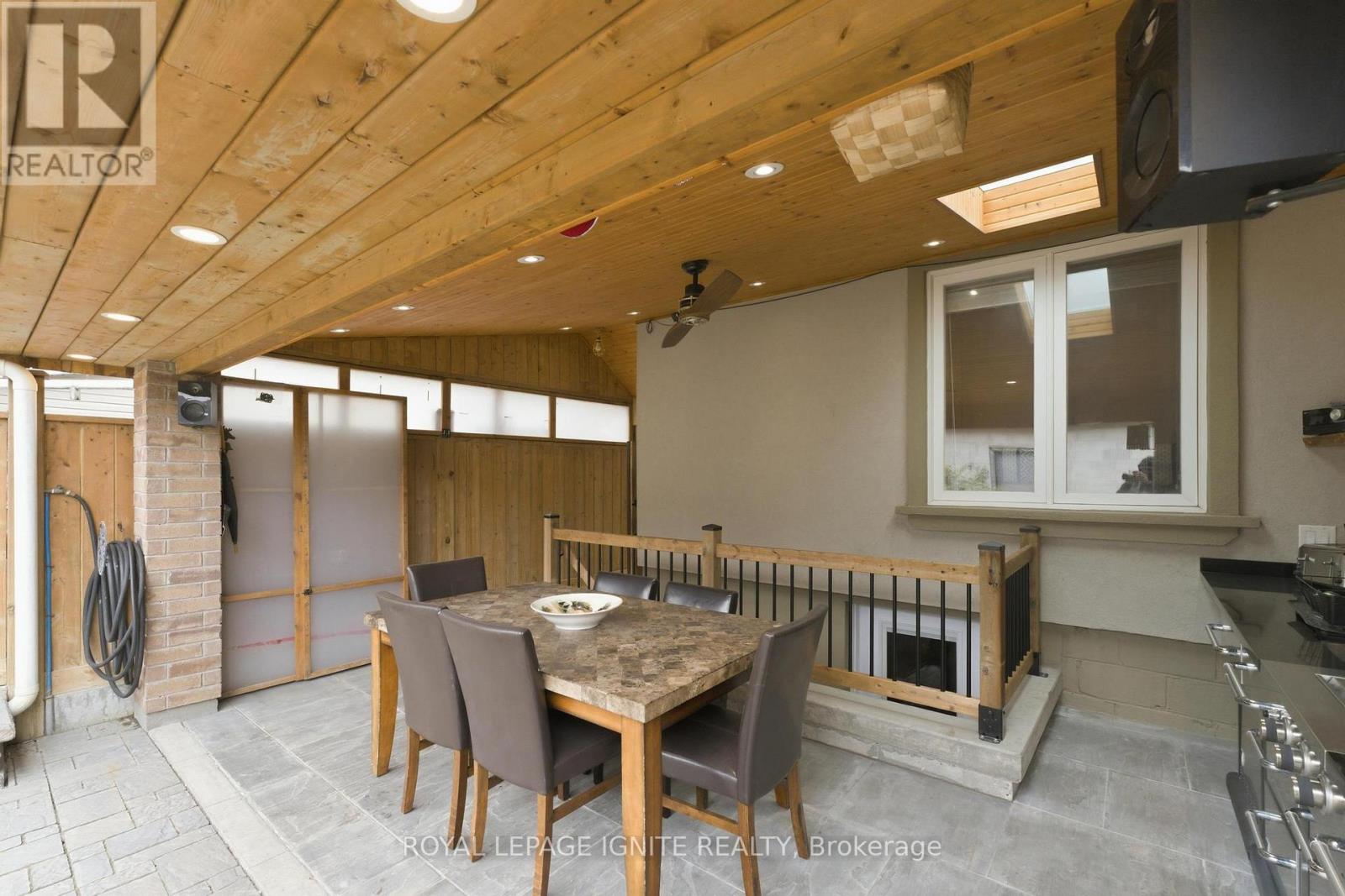 10 Cayuga Avenue, Toronto, Ontario  M6N 2G1 - Photo 33 - W13091848