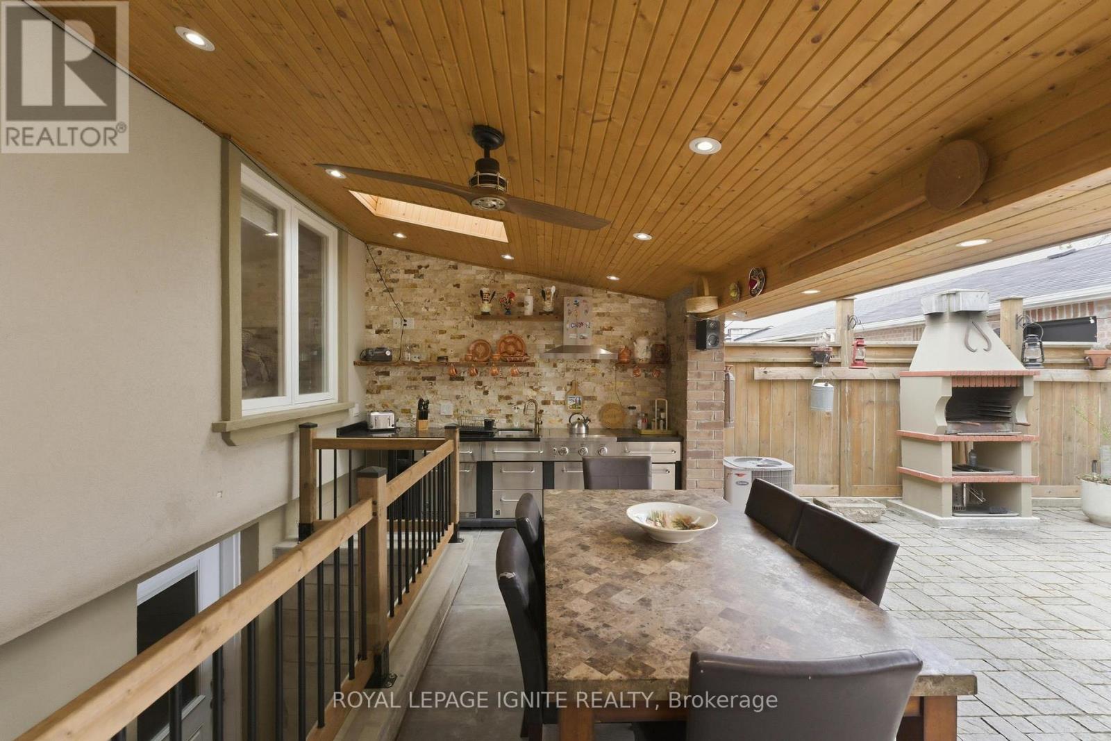 10 Cayuga Avenue, Toronto, Ontario  M6N 2G1 - Photo 36 - W13091848