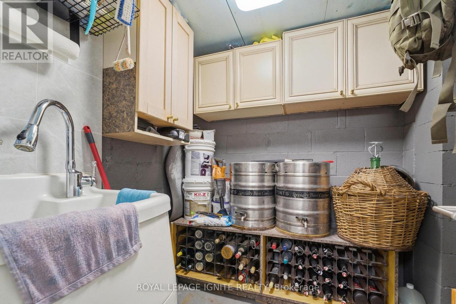 10 Cayuga Avenue, Toronto, Ontario  M6N 2G1 - Photo 39 - W13091848