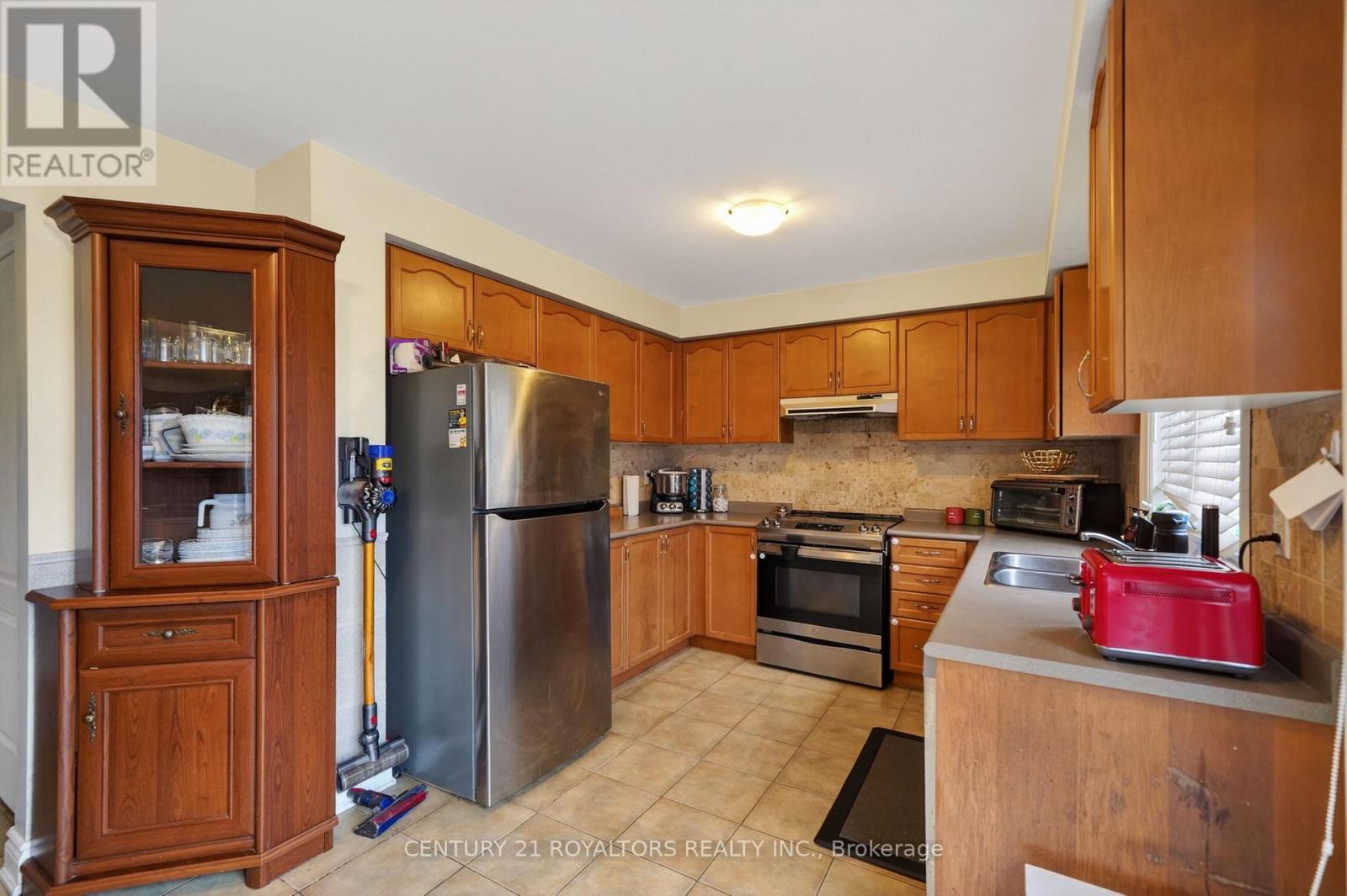 30 Trudelle Crescent, Brampton, Ontario  L7A 2Z1 - Photo 13 - W13091864