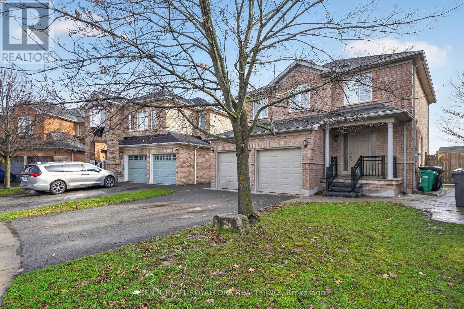 30 Trudelle Crescent, Brampton, Ontario  L7A 2Z1 - Photo 3 - W13091864