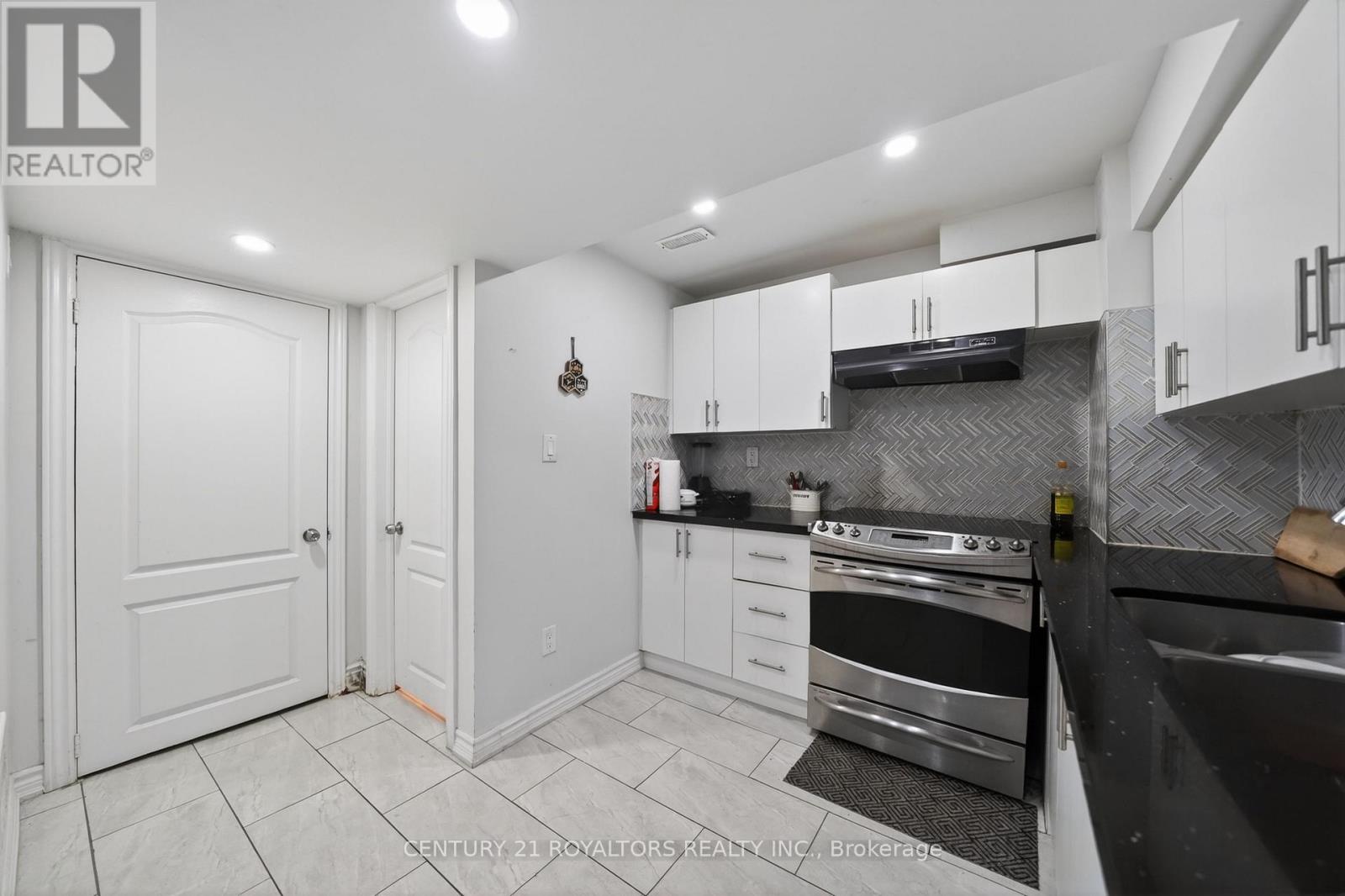 30 Trudelle Crescent, Brampton, Ontario  L7A 2Z1 - Photo 37 - W13091864