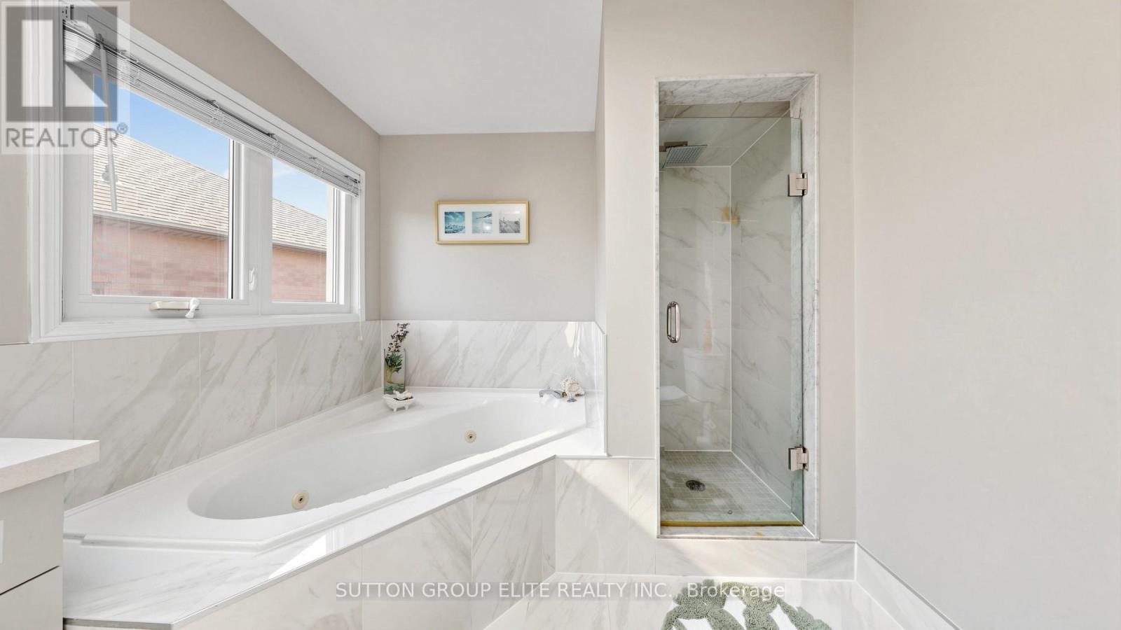 6406 Sapling Trail, Mississauga, Ontario  L5N 7A4 - Photo 18 - W13091932
