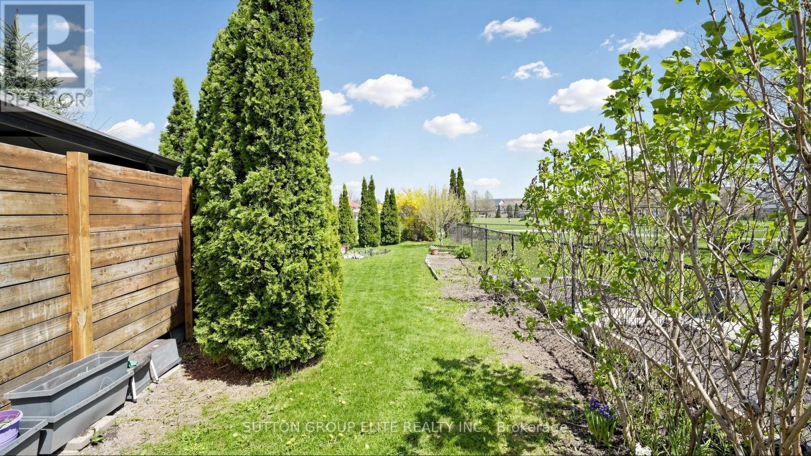 6406 Sapling Trail, Mississauga, Ontario  L5N 7A4 - Photo 34 - W13091932