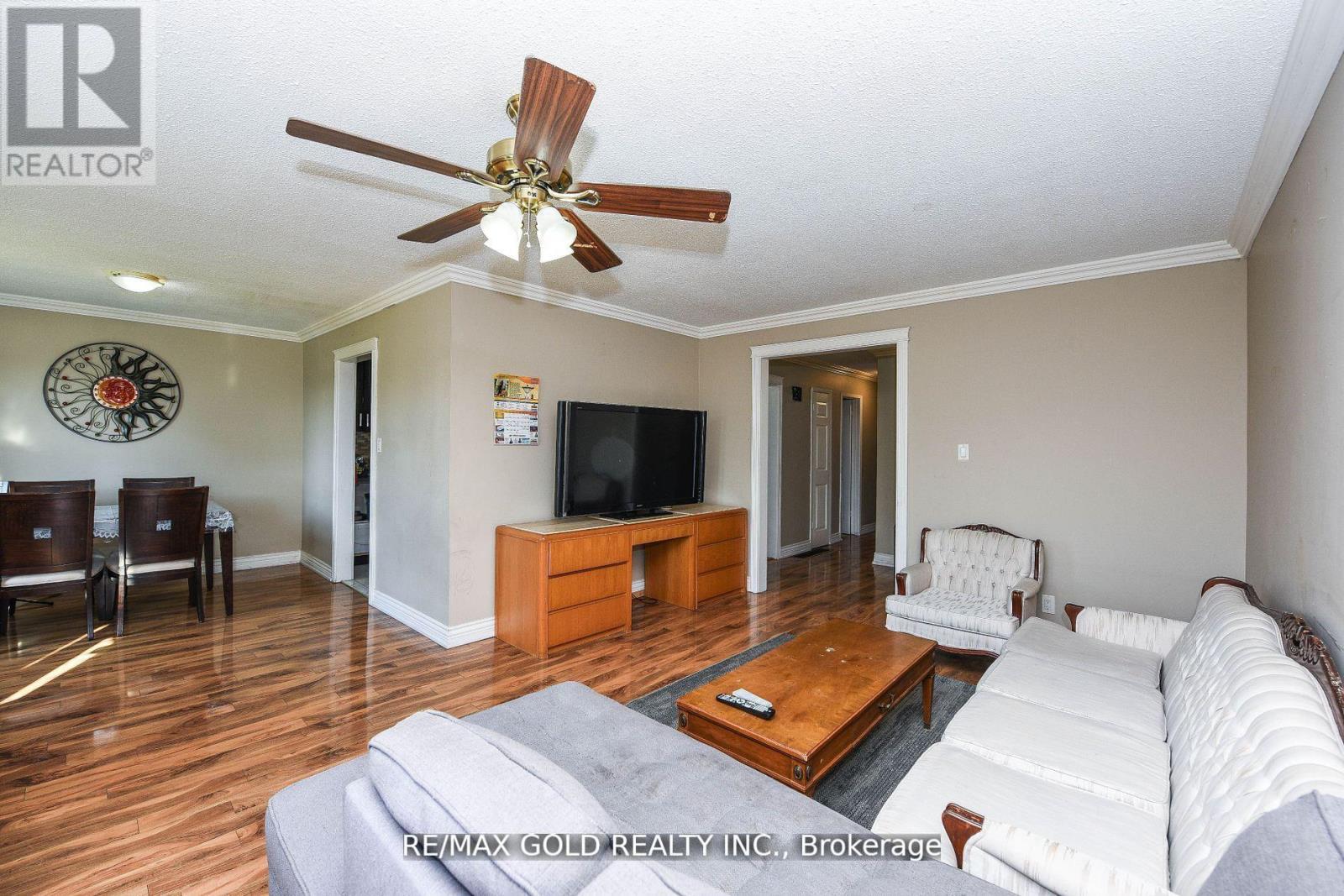 3630 Brandon Gate Drive, Mississauga, Ontario  L4T 3E5 - Photo 12 - W13091936