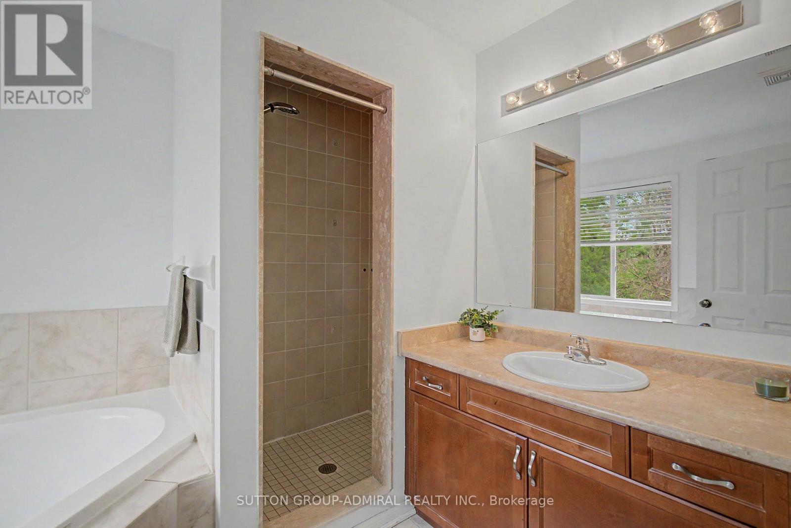 3117 Rotary Way, Burlington, Ontario  L7M 0A3 - Photo 15 - W13092046