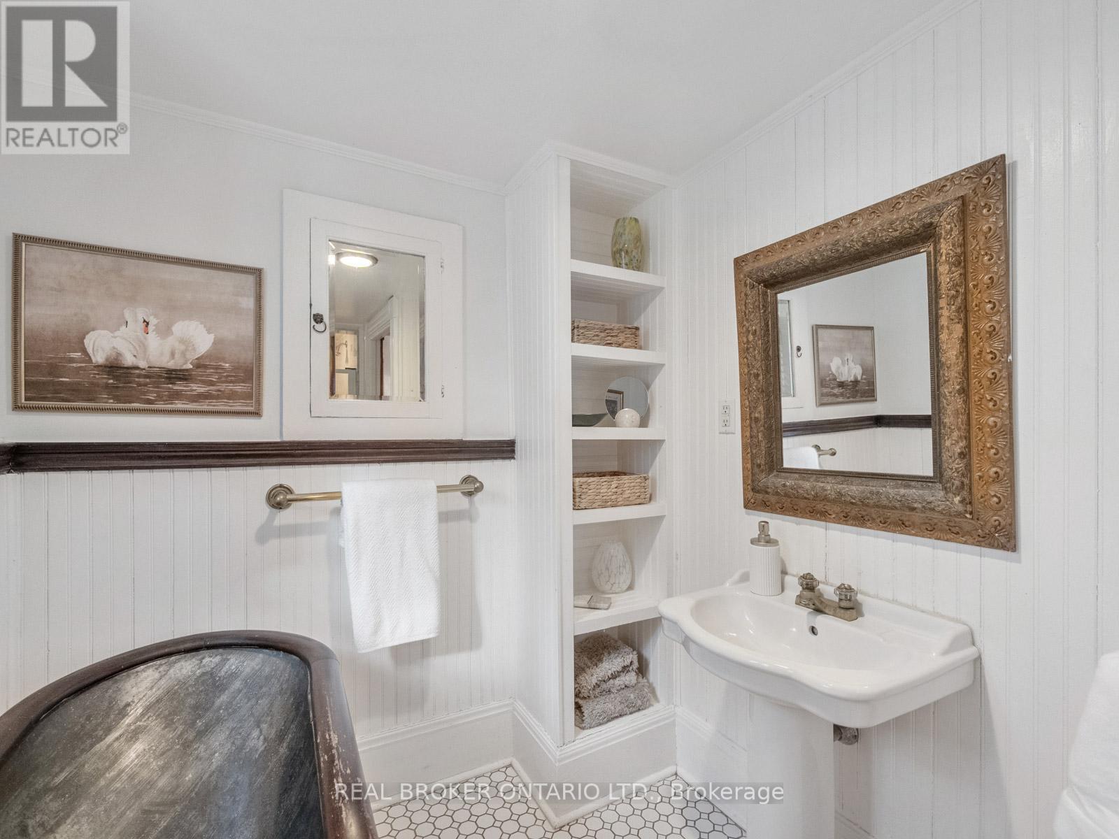 170 Cowan Avenue, Toronto, Ontario  M6K 2N6 - Photo 17 - W13092080