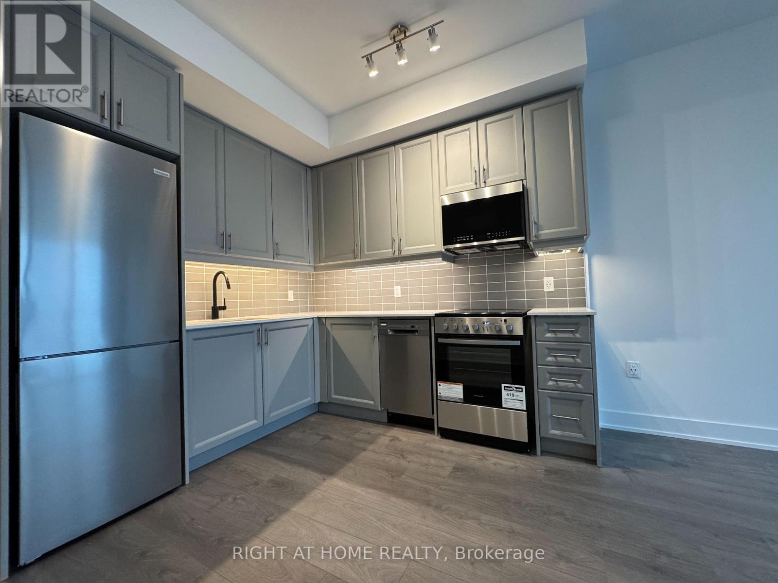830 - 2343 Khalsa Gate, Oakville, Ontario  L6M 4J2 - Photo 6 - W13092144