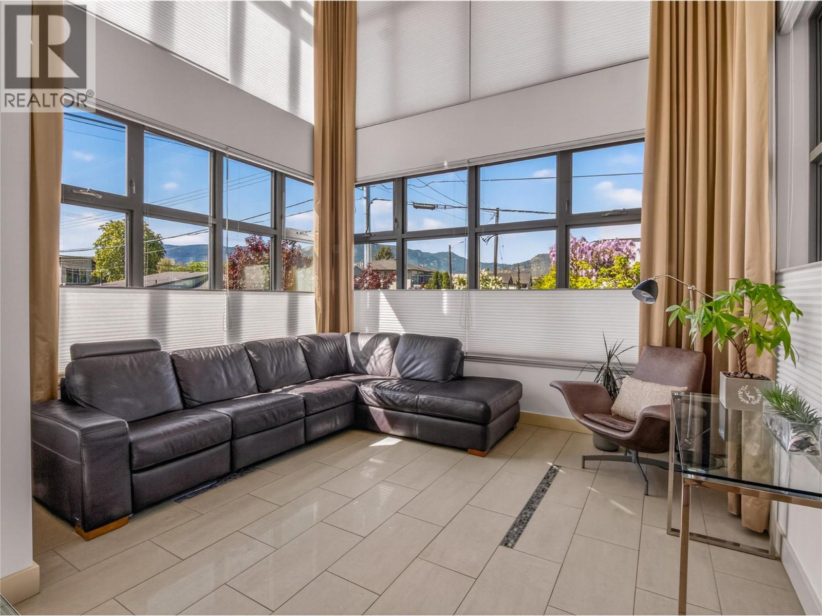 433 Churchill Avenue Unit# 101, penticton, British Columbia