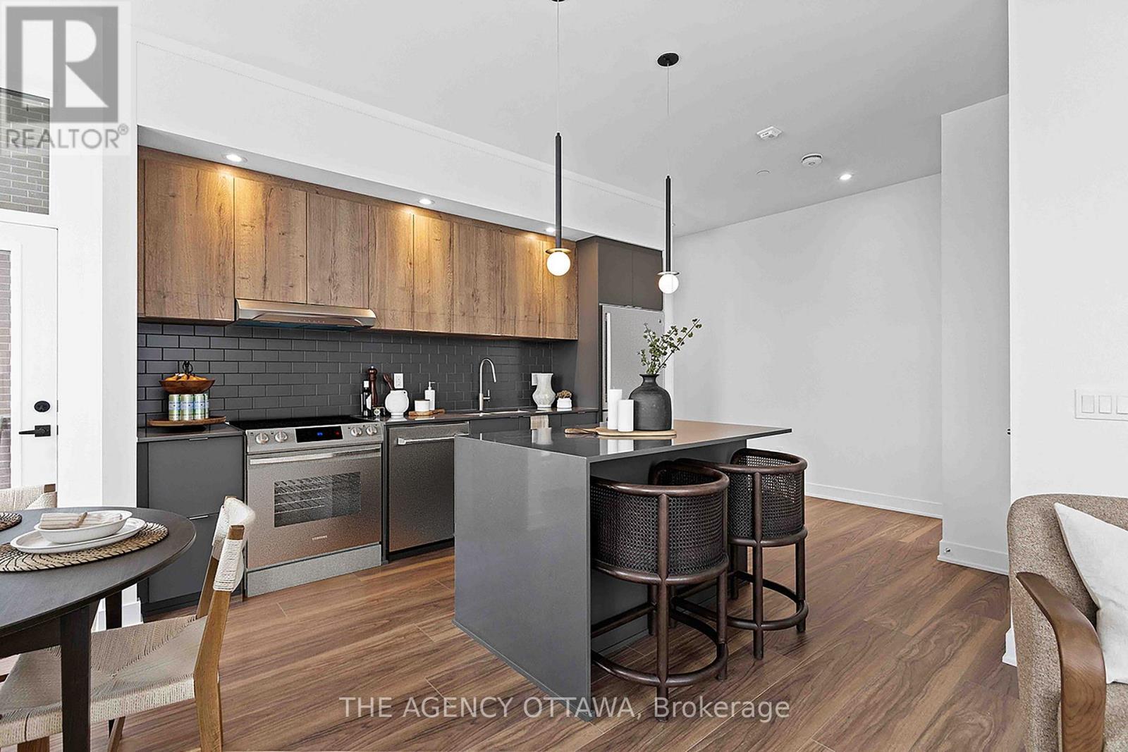 101 - 3071 Riverside Drive, Ottawa, Ontario  K1V 9R2 - Photo 4 - X12694334