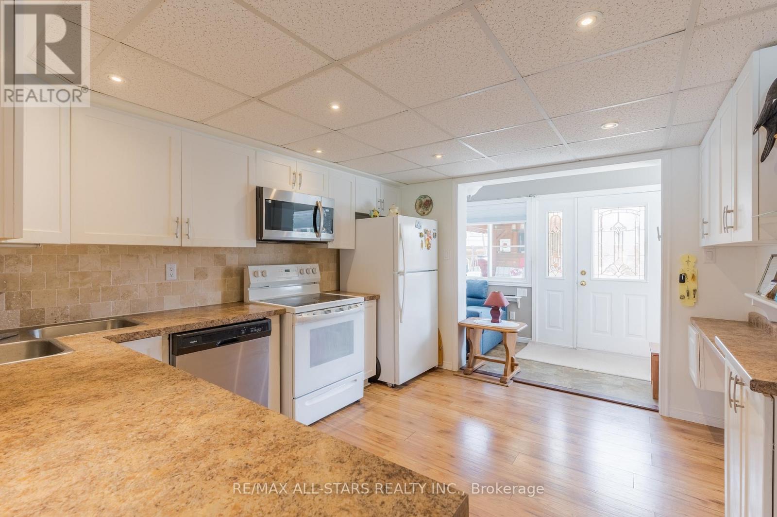 53 Helen Street, Kawartha Lakes, Ontario  K0M 1A0 - Photo 10 - X13092216