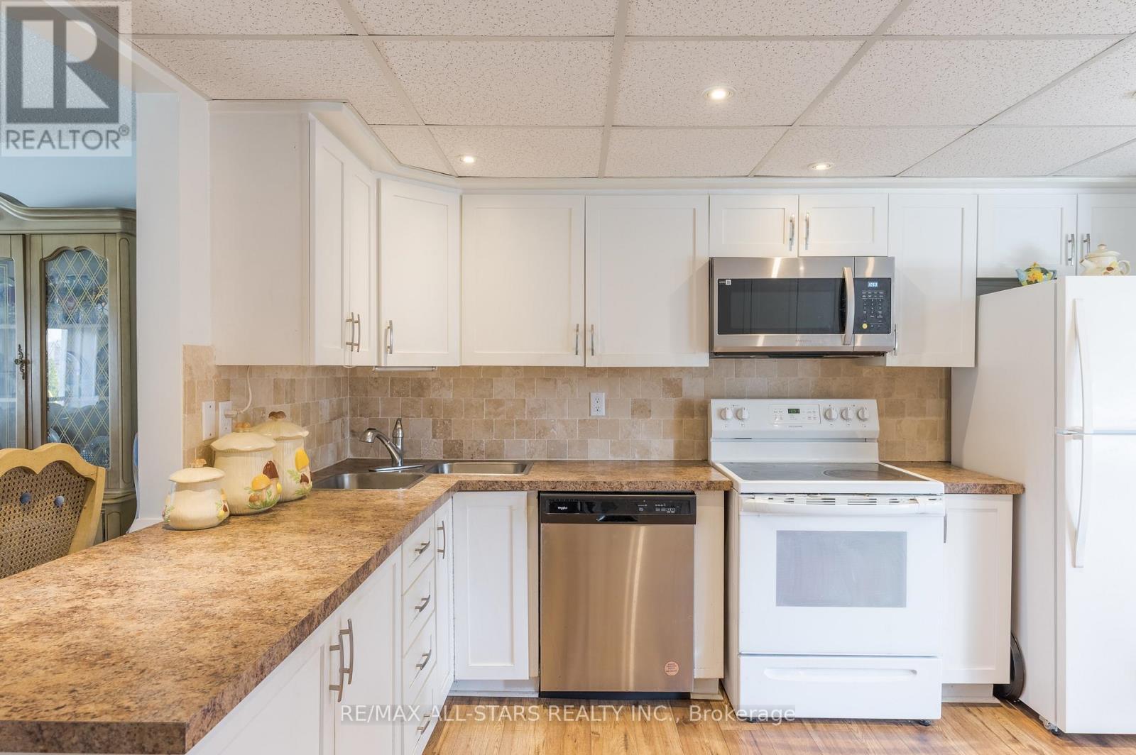 53 Helen Street, Kawartha Lakes, Ontario  K0M 1A0 - Photo 14 - X13092216