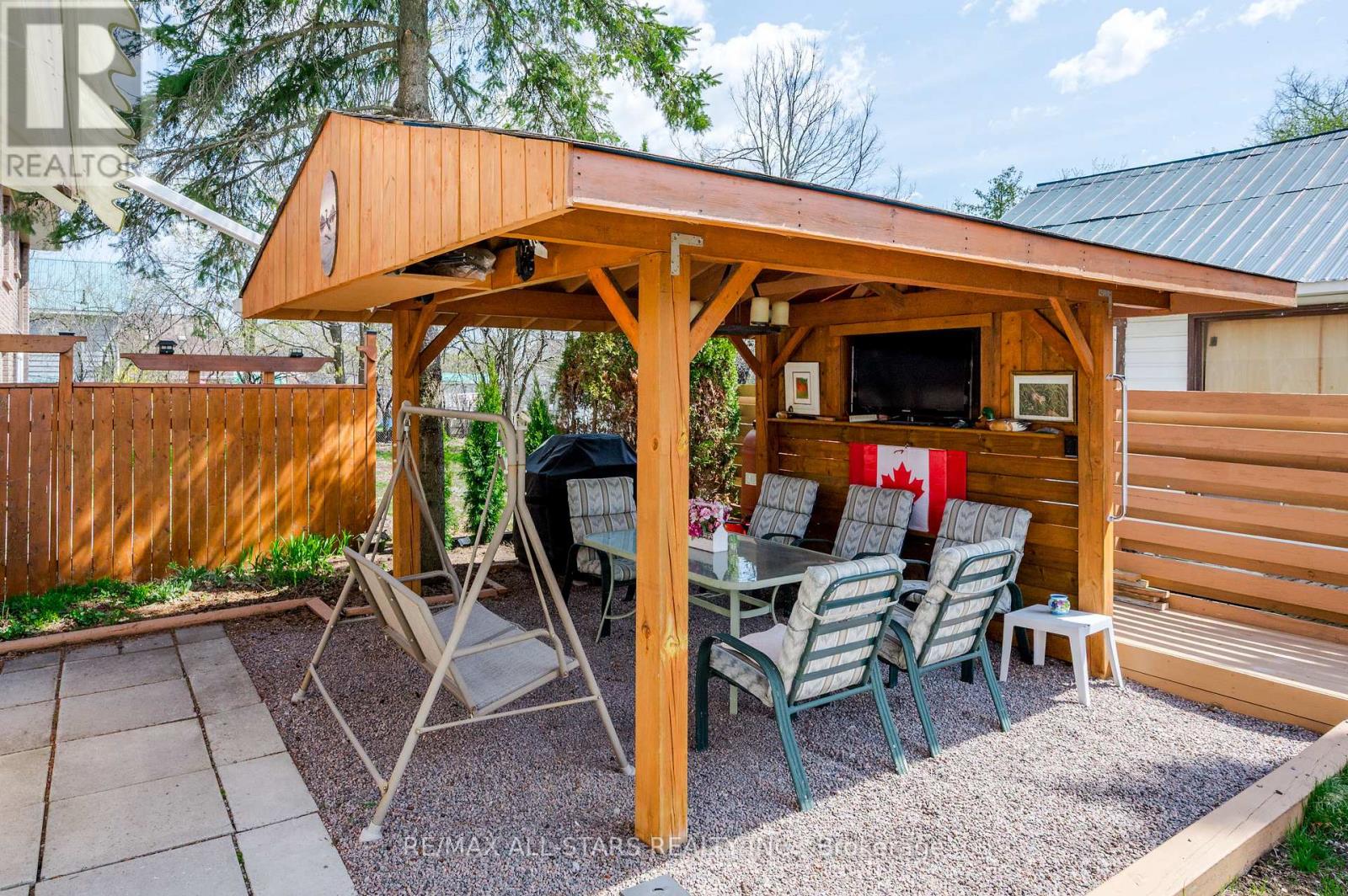 53 Helen Street, Kawartha Lakes, Ontario  K0M 1A0 - Photo 27 - X13092216