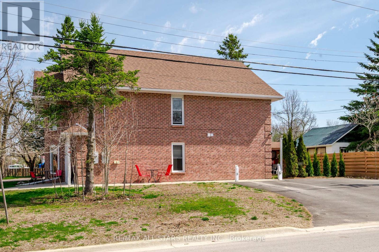53 Helen Street, Kawartha Lakes, Ontario  K0M 1A0 - Photo 31 - X13092216