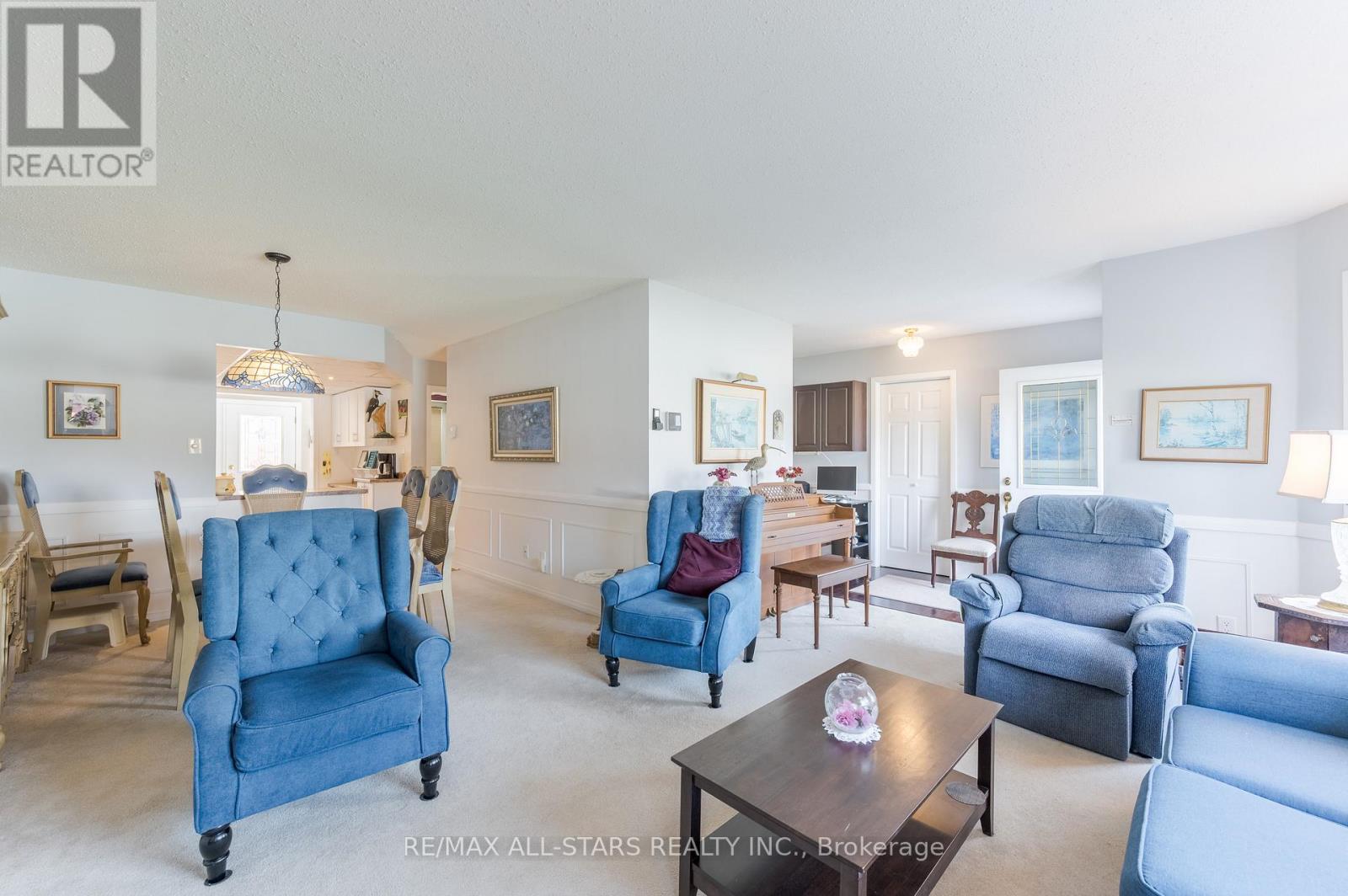 53 Helen Street, Kawartha Lakes, Ontario  K0M 1A0 - Photo 6 - X13092216