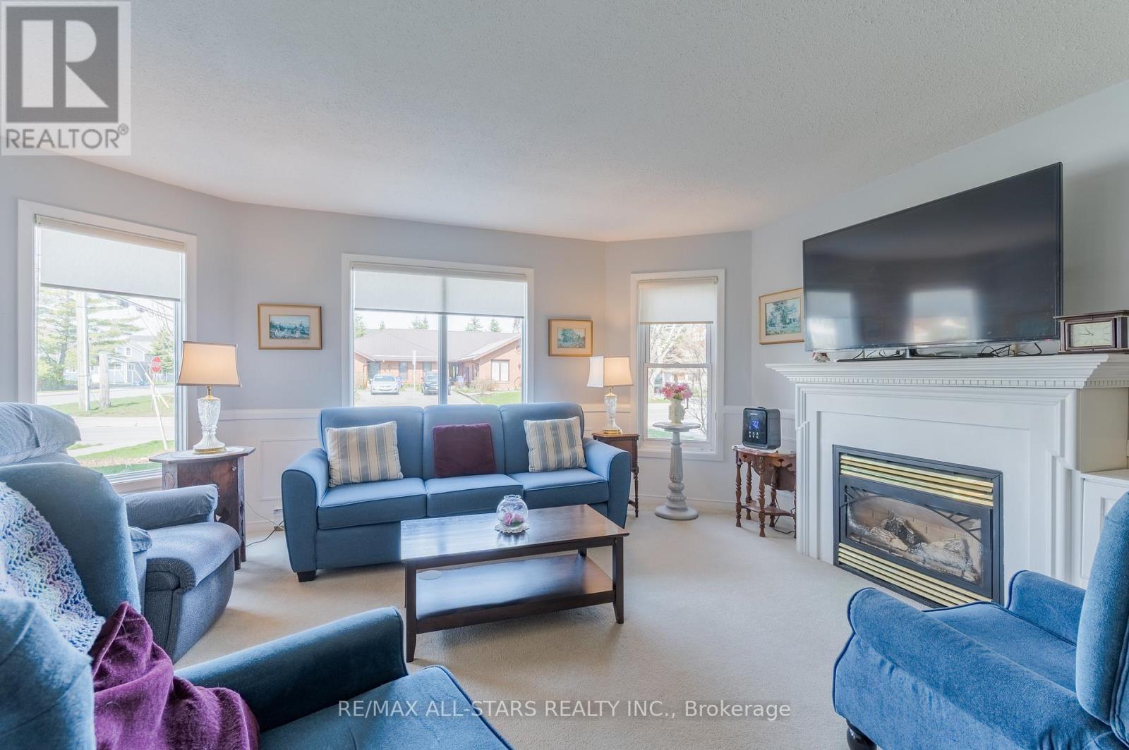 53 Helen Street, Kawartha Lakes, Ontario  K0M 1A0 - Photo 7 - X13092216