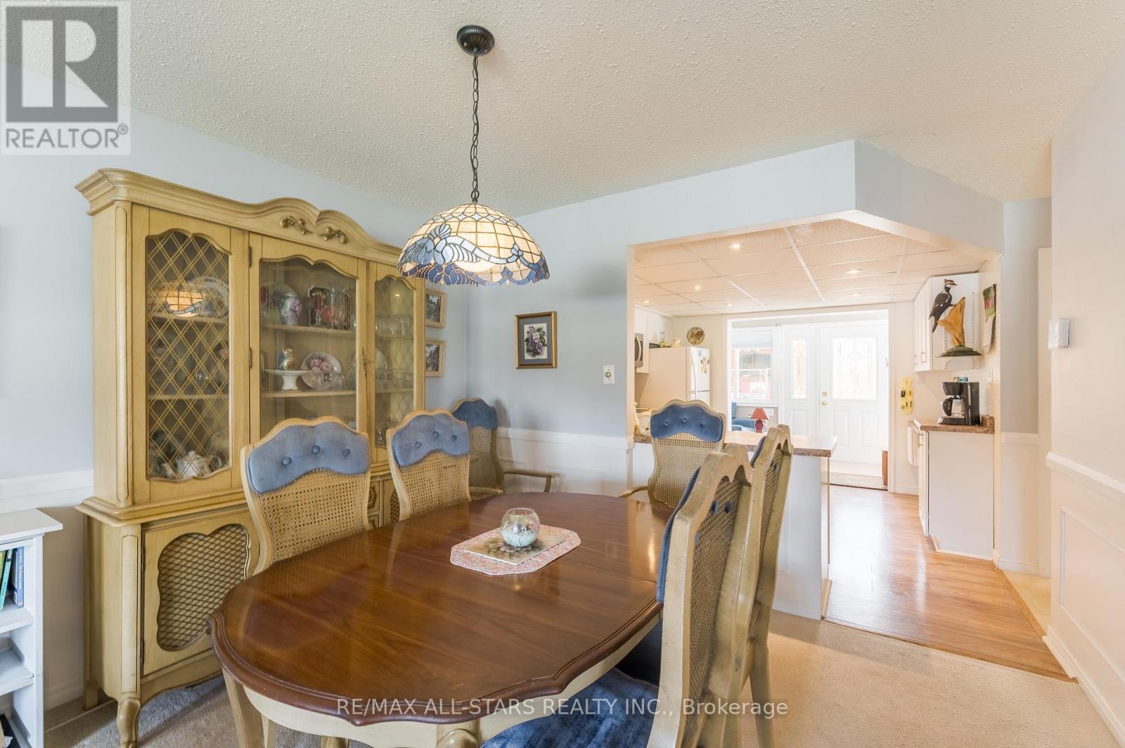 53 Helen Street, Kawartha Lakes, Ontario  K0M 1A0 - Photo 9 - X13092216