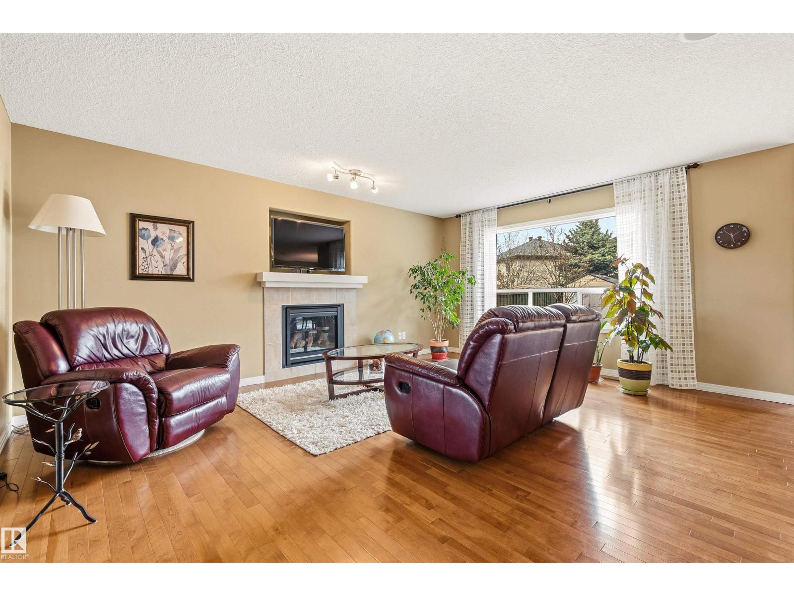 2340 Hagen Li Nw, Edmonton, Alberta  T6R 0B2 - Photo 3 - E4486029