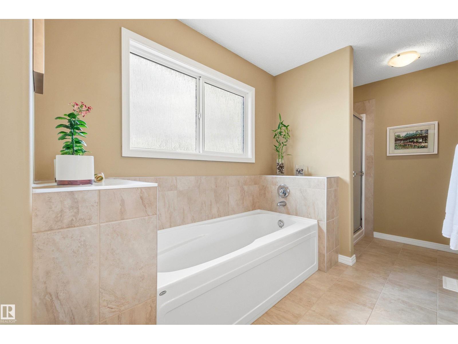 2340 Hagen Li Nw, Edmonton, Alberta  T6R 0B2 - Photo 19 - E4486029