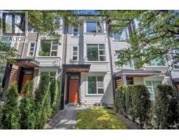 33 1299 COAST MERIDIAN ROAD, Coquitlam, British Columbia