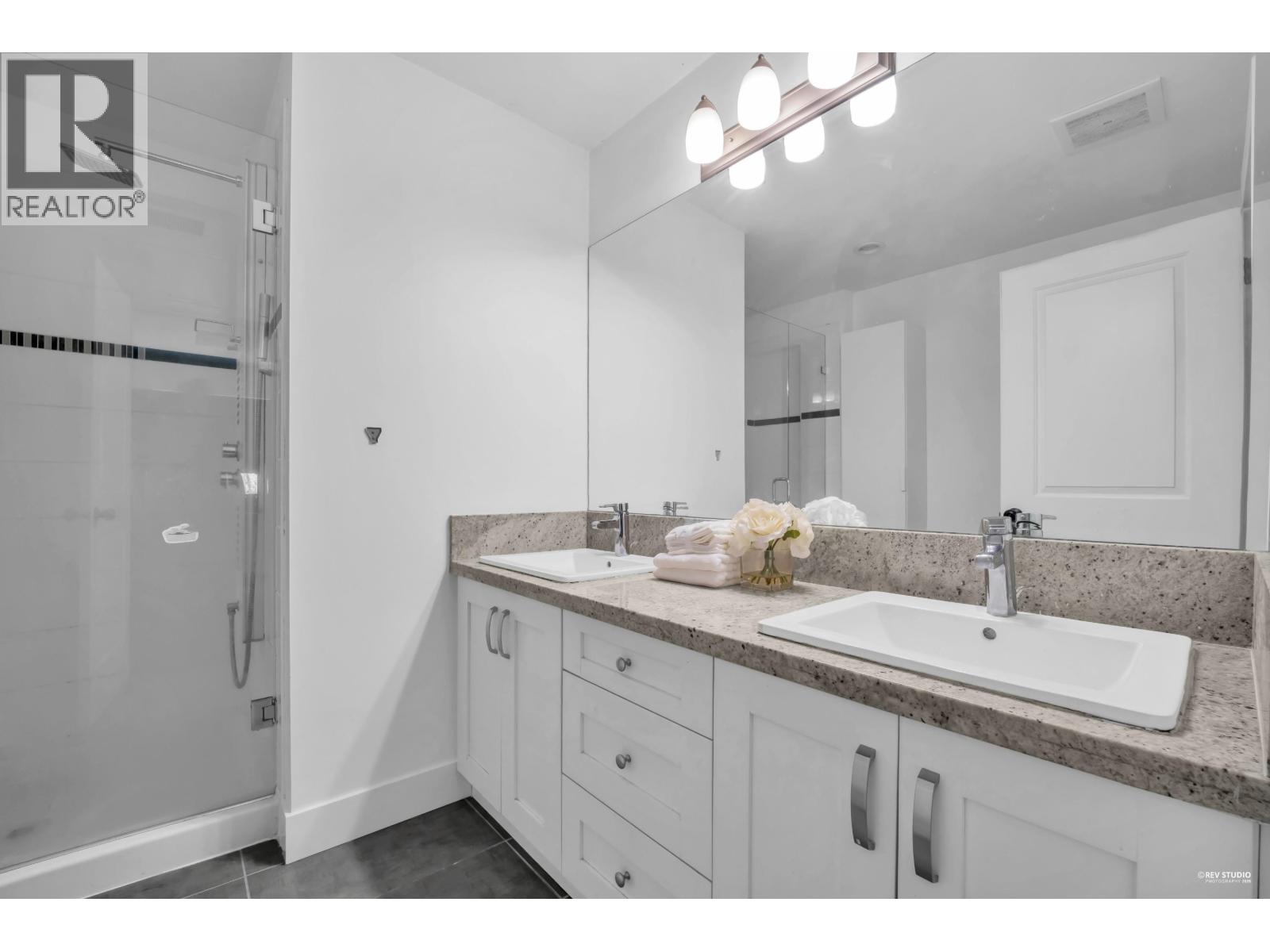 33 1299 Coast Meridian Road, Coquitlam, British Columbia  V3E 0H6 - Photo 19 - R3119259