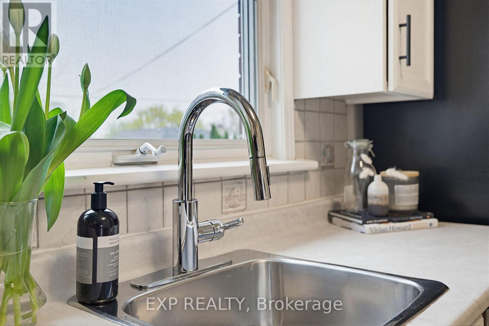 51 Bromley Road, Hamilton, Ontario  L9A 2E1 - Photo 20 - X13091908