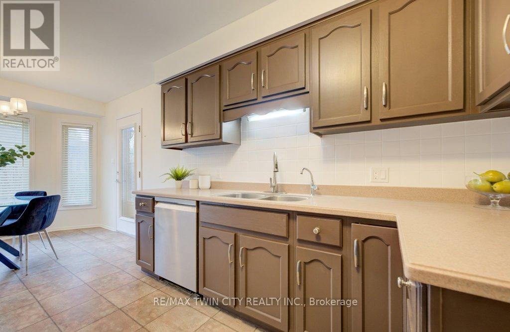 467 Redfox Road, Waterloo, Ontario  N2K 2S1 - Photo 15 - X13091914