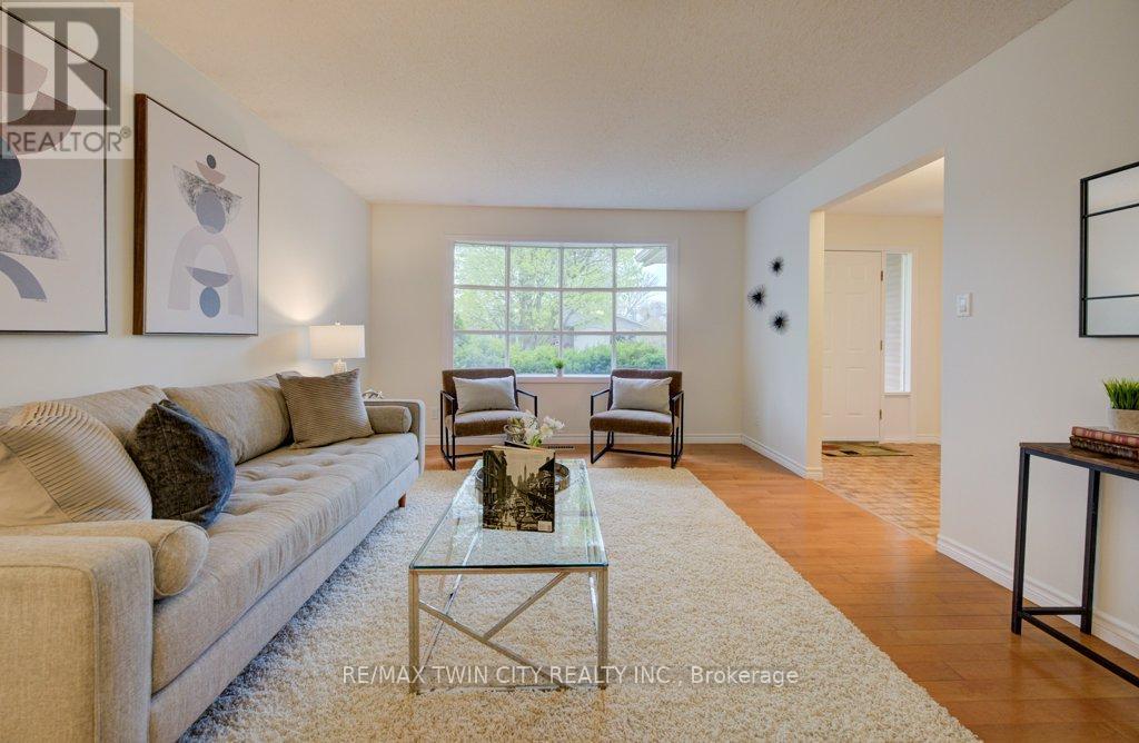 467 Redfox Road, Waterloo, Ontario  N2K 2S1 - Photo 9 - X13091914