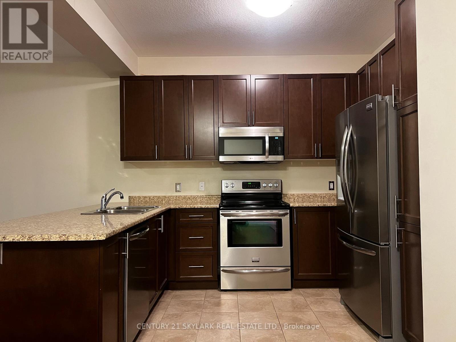 96 Charleswood Crescent, Hamilton, Ontario  L0R 1P0 - Photo 7 - X13092014