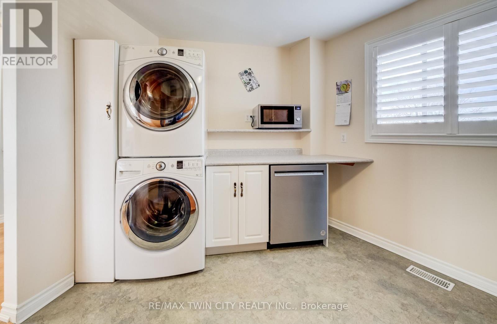 11 - 60 Elmsdale Drive, Kitchener, Ontario  N2E 2G4 - Photo 19 - X13092104