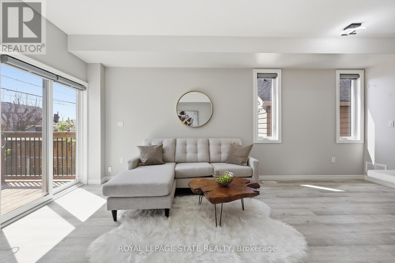 37 Delena Avenue S, Hamilton, Ontario  L9H 1B7 - Photo 15 - X13092142
