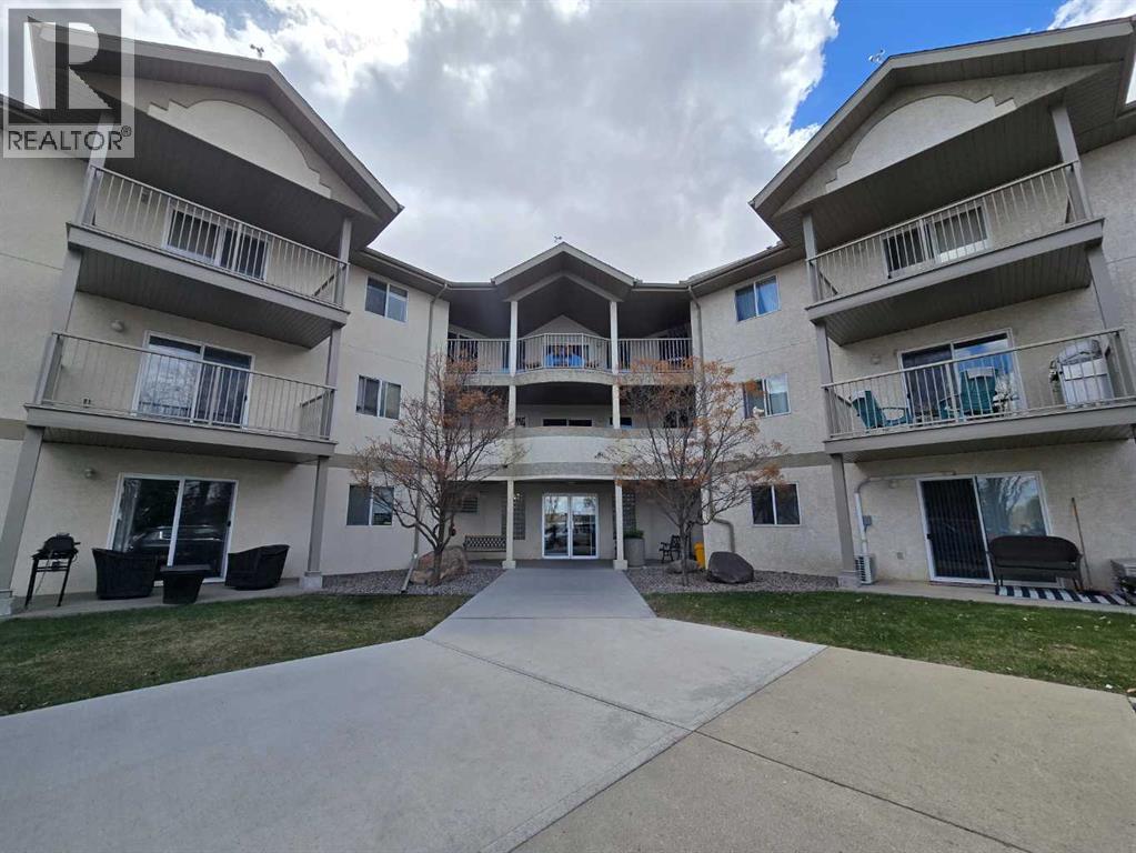 312, 485 Red Crow Boulevard W, Lethbridge, Alberta  T1K 7G6 - Photo 1 - A2308450
