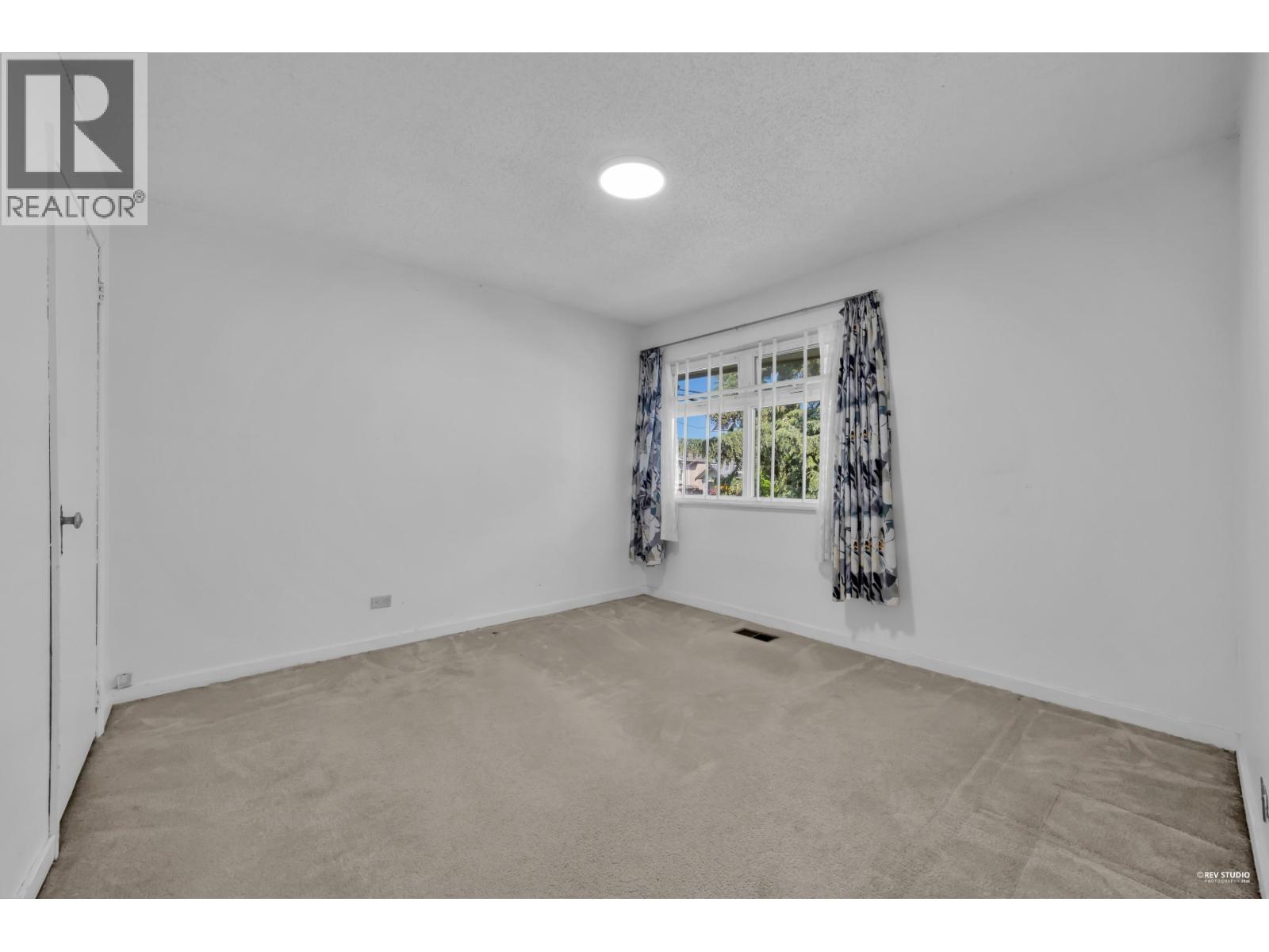 3006 E 27th Avenue, Vancouver, British Columbia  V5R 1P2 - Photo 18 - R3120223