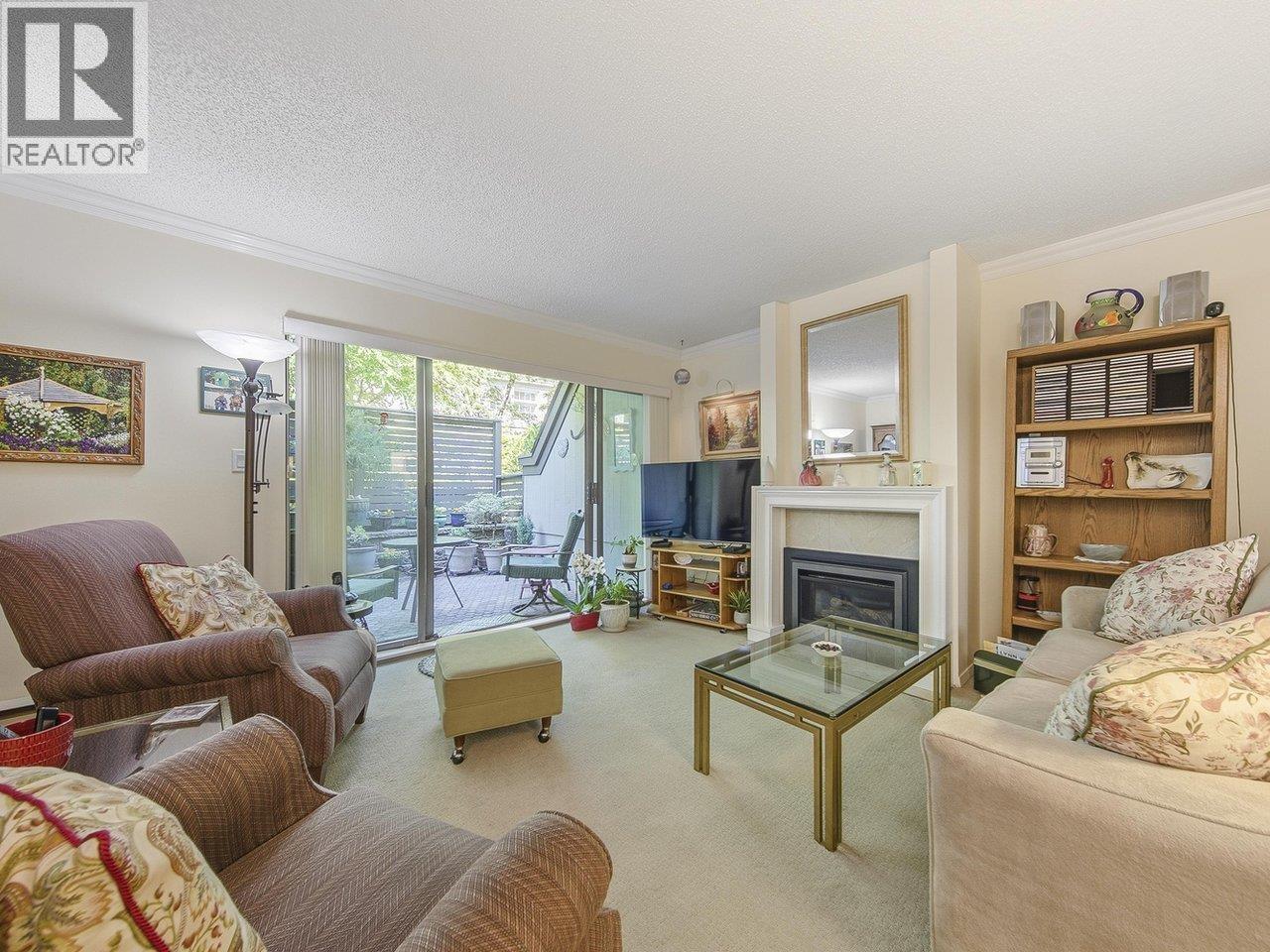 3184 Mountain Highway, North Vancouver, British Columbia  V7K 2H5 - Photo 4 - R3120114