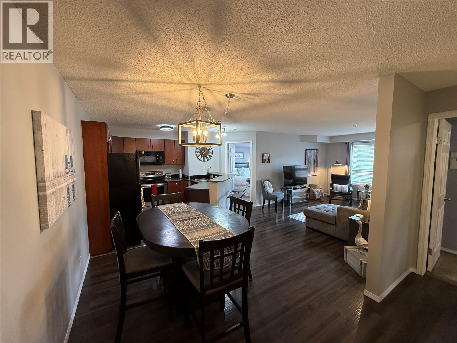 205 Third Avenue Unit# 3302, Invermere, British Columbia  V0A 1K4 - Photo 3 - 10386264