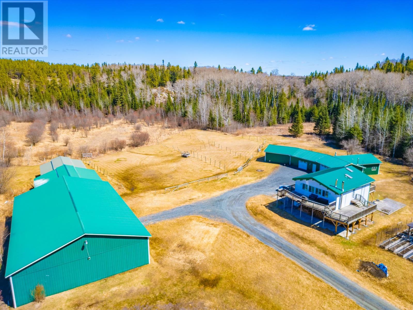 450 School Rd, Kenora, Ontario  P9N 4R2 - Photo 2 - TB2600927