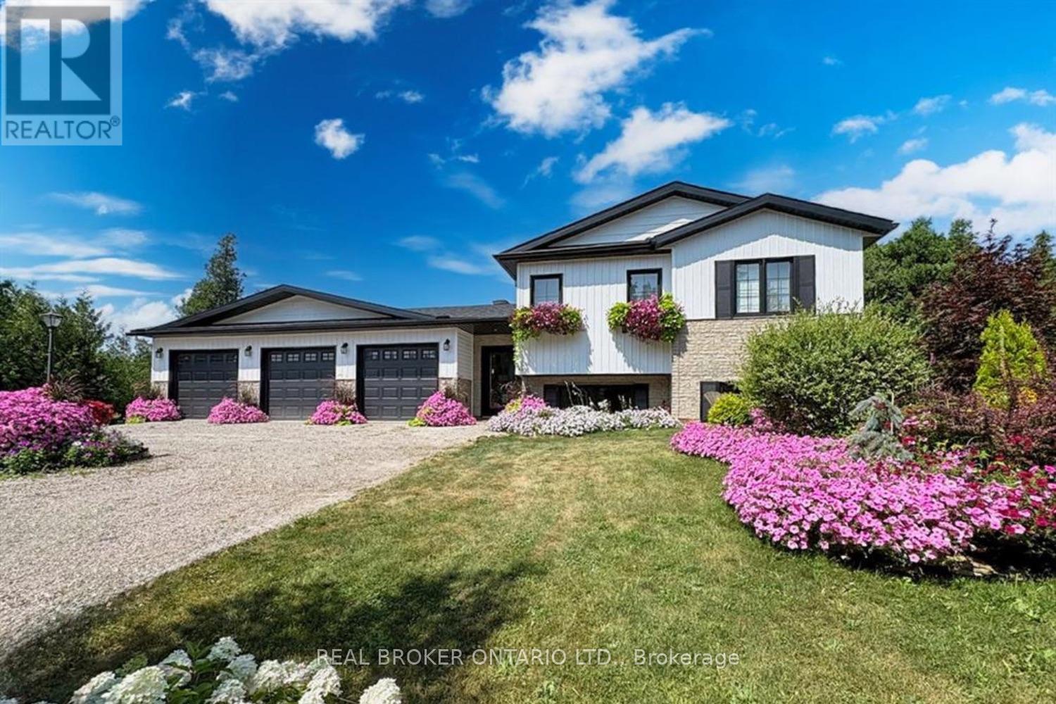 486 CODE DRIVE, Montague, Ontario
