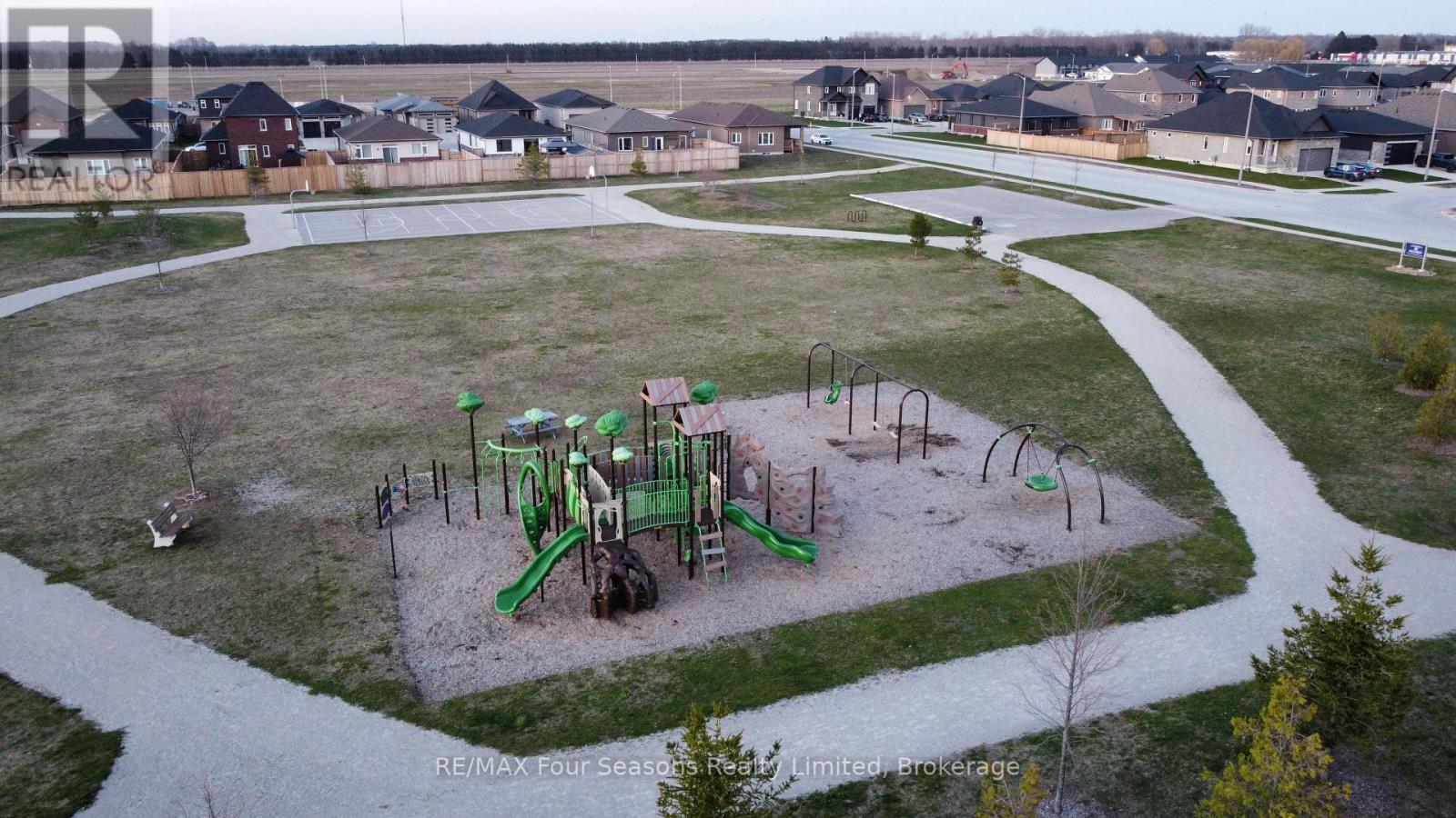 399 Devonshire Road, Saugeen Shores, Ontario  N0H 2C6 - Photo 9 - X13039166